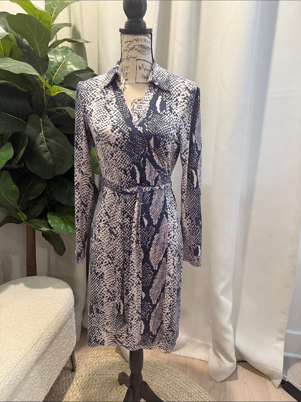 Diane von Furstenberg DVF New Jeanne Two Silk Wrap Dress Size 12